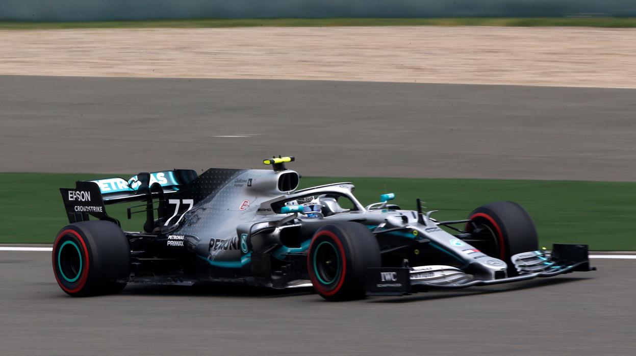 El Mercedes de Bottas, en acción