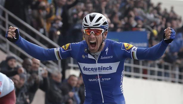 Gilbert se adueña de la París-Roubaix