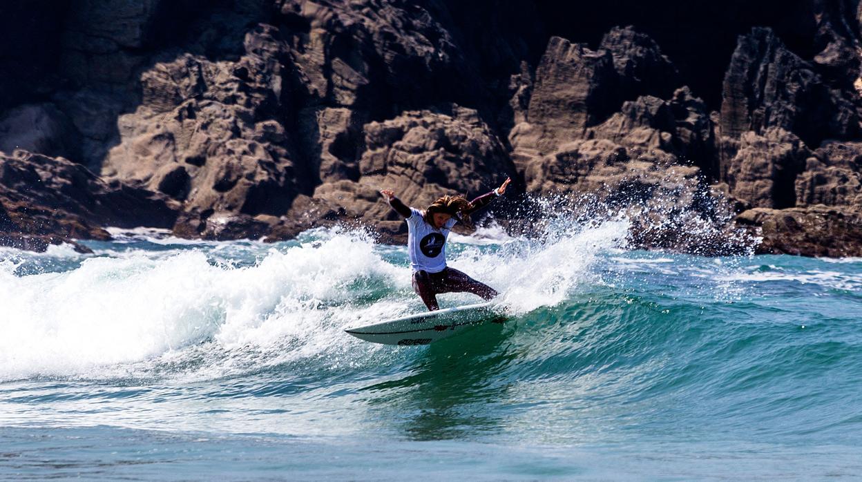 Leticia Canales y Rafa Teixeira, campeones del Goanna Pro de la Liga Fesurfing