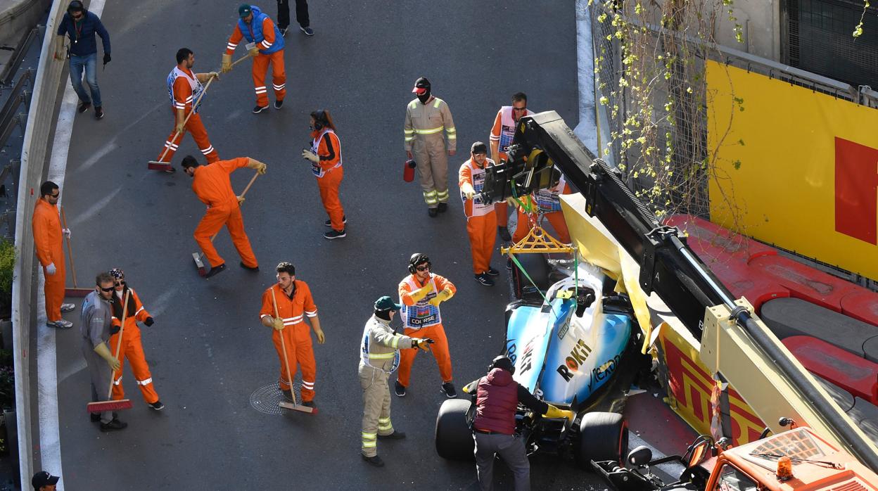 Una accidentada clasificación corona a Bottas en Azerbaiyán