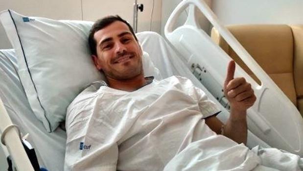 «Casillas se va a quedar unos días más en el hospital»