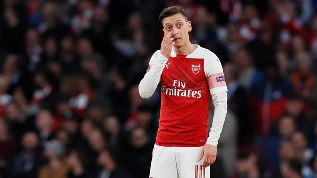 Las otras prioridades de Mesut Özil