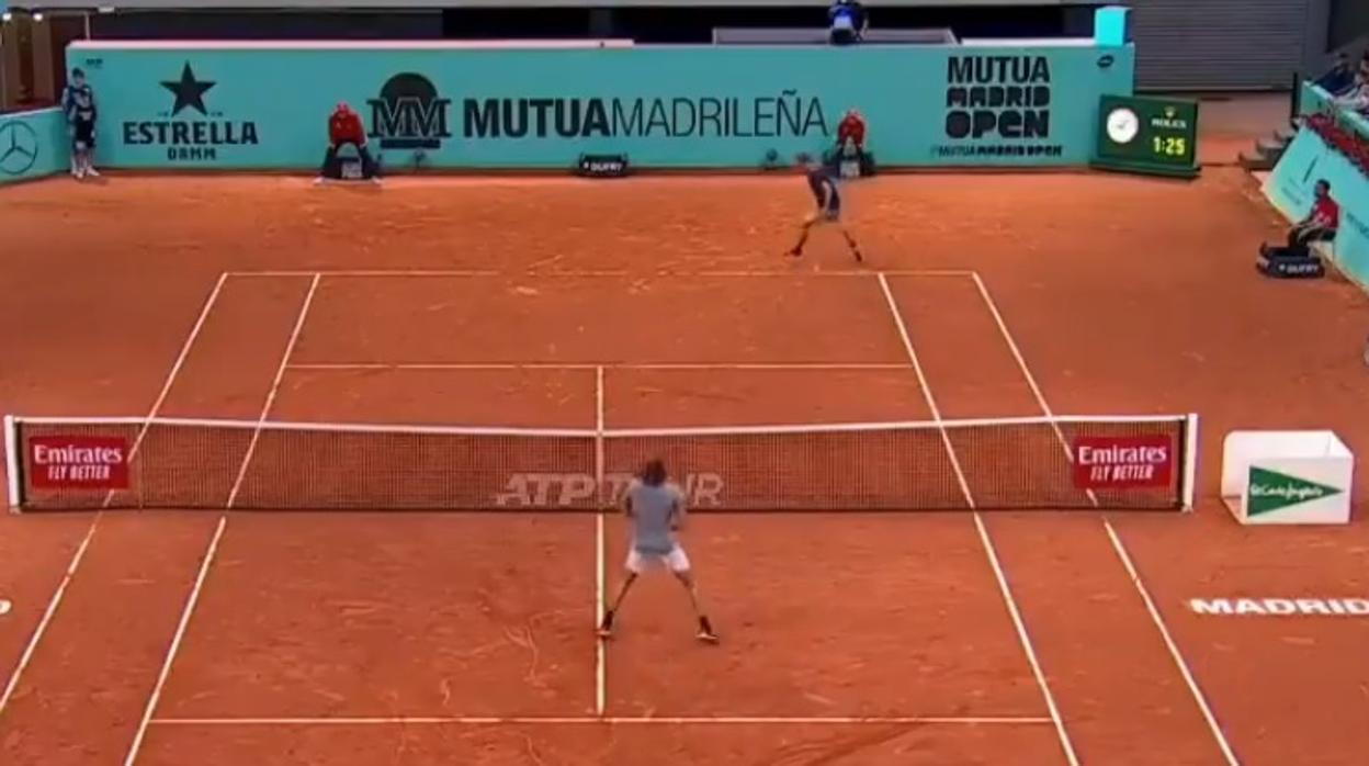 Así levantó Zverev a la grada