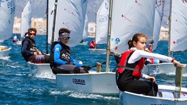 García, Perelló y Mesquida, primeros clasificados de la Semana de la Vela en Cala Gamba