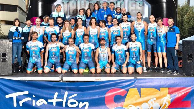 El CD Cádiz Costa de la Luz, orgullo gaditano en Águilas