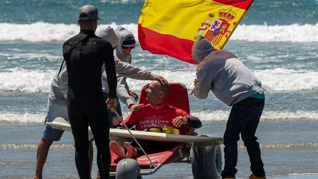 Marcos Tapia vence en el International Adaptive Surf Open