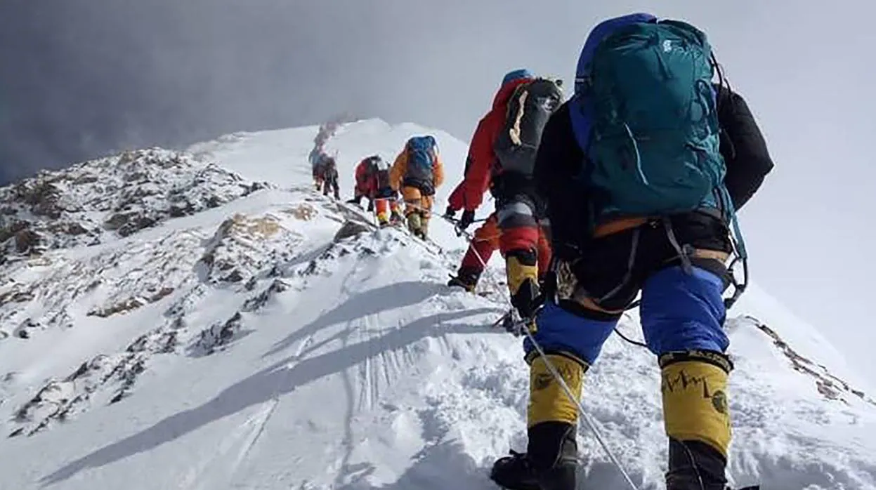 El Everest ya se ha cobrado diez muertos esta temporada