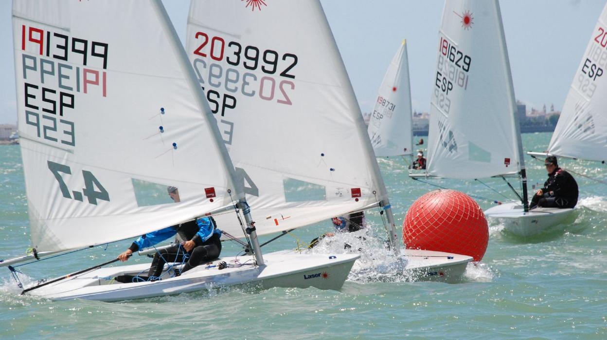 Curro Pavón, Natalia Torres y Lola Belizón dan un paso adelante en el Andaluz de Laser