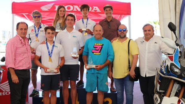 Santa Pola corona a los campeones Autonómicos de Windsurf