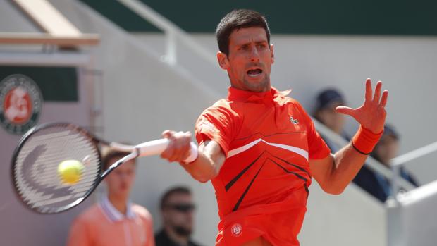 Djokovic da miedo en París
