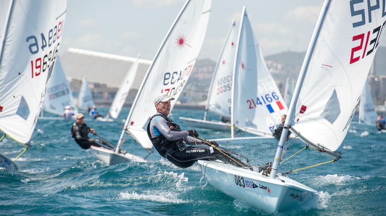 Leandro Rosado, en Standard e Ian Jones, en Radial nuevos líderes de la Barcelona Laser Master