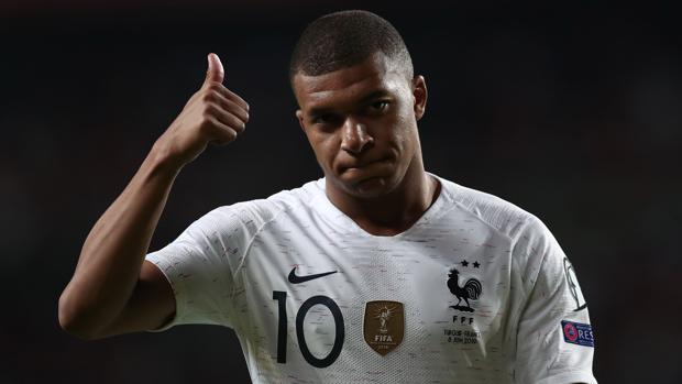 Mbappé quiere abandonar el PSG y jugar al lado de Hazard