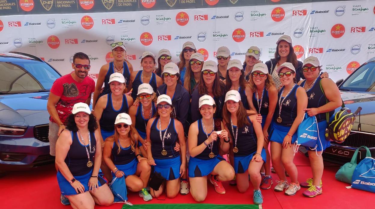 Imagen de las integrantes del equipo feminino del CD La Isleta.