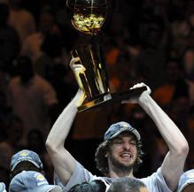 El increíble viaje de los hermanos Gasol: de la cancha de los abuelos al cielo de la NBA