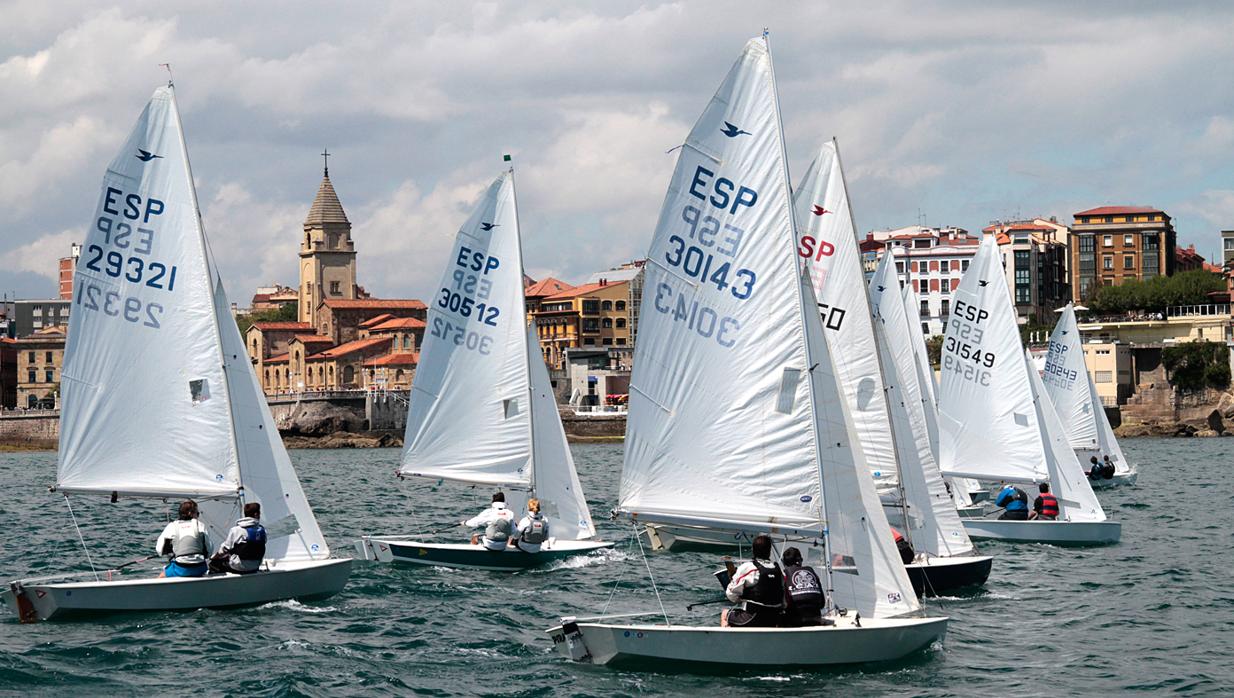 Jaime Álvarez Hevia e Ignacio Braña, campeones del Trofeo San Pedro en Snipe