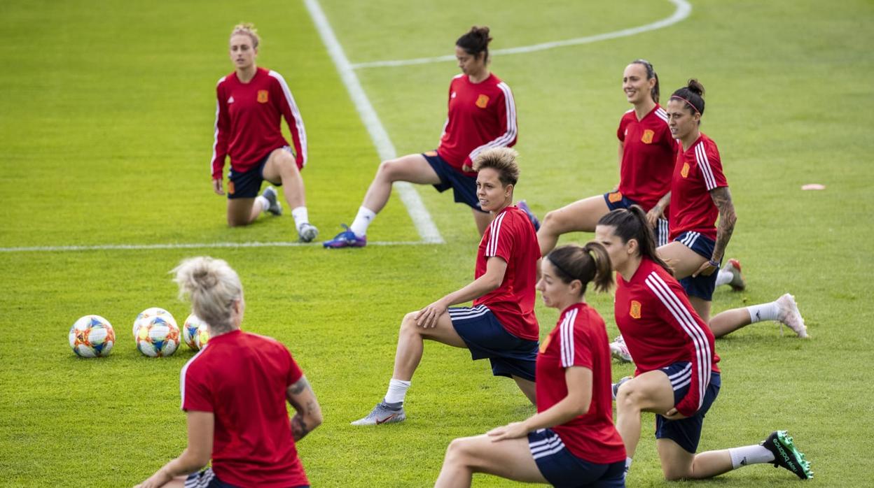 Concentración de la Selección española en Francia