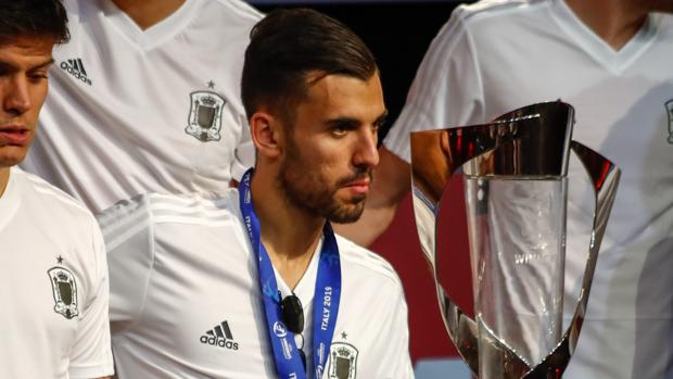 Ceballos: «¿Fabián al Madrid? Vamos a dejarlo en el Nápoles y que siga creciendo»