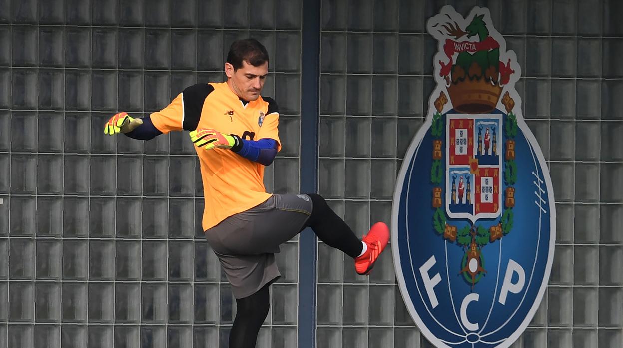 Casillas, en un entrenamiento de la pasada campaña