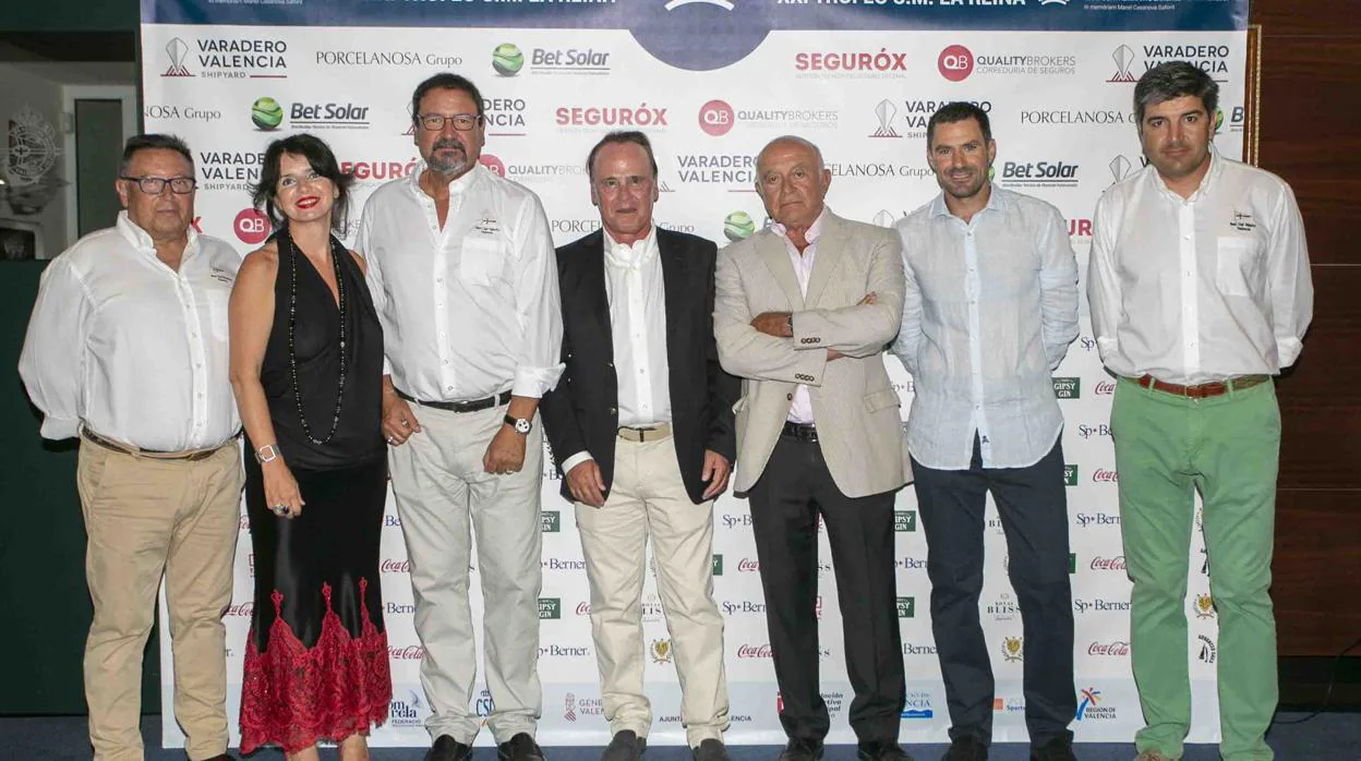 El RCN Valencia se viste de gala con la cena de armadores del Trofeo de la Reina