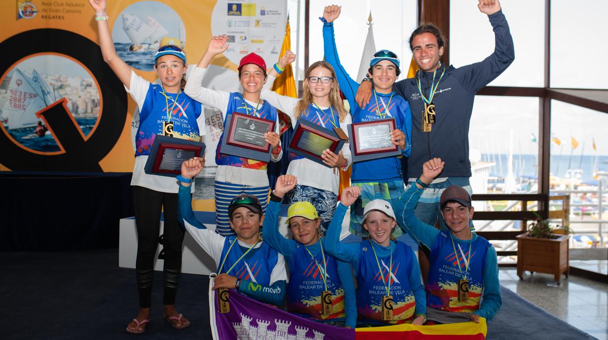 Baleares arrasó en el Nacional por Equipos de Optimist