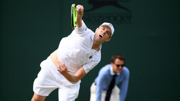 Un Wimbledon de más edad y menos bombarderos