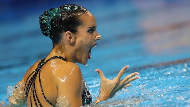 Ona Carbonell, otra plata para ser leyenda en la piscina