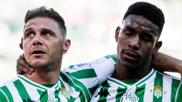 El Betis, firme ante el interés del Barcelona en Junior