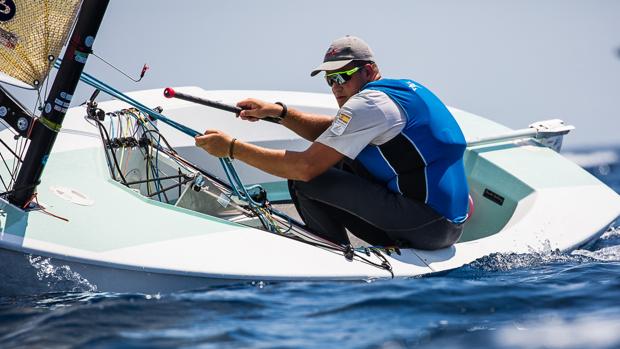 Joan Cardona repite subcampeonato del mundo juvenil en la clase Finn