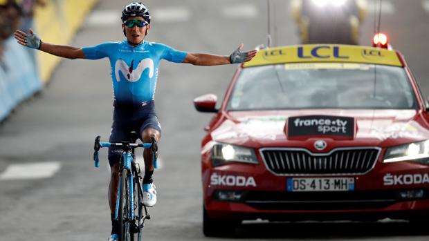 Quintana gana en los Alpes y Bernal sube al podio