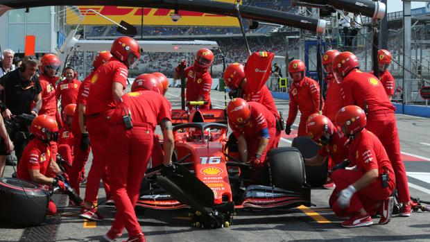 Ferrari asalta la casa de Mercedes