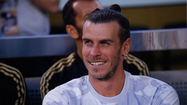 La familia de Bale frena su traspaso a China