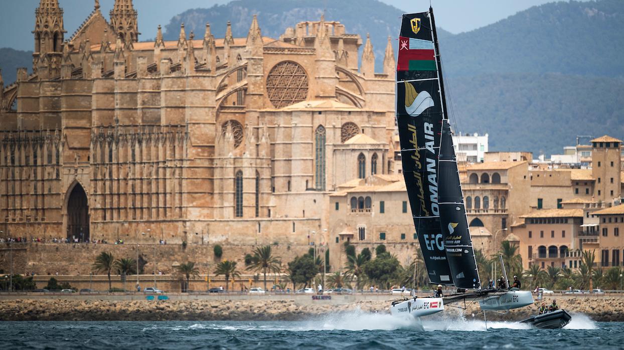 Team Oman Air pelea por lo más alto del podio en su estreno en la Copa del Rey Mapfre