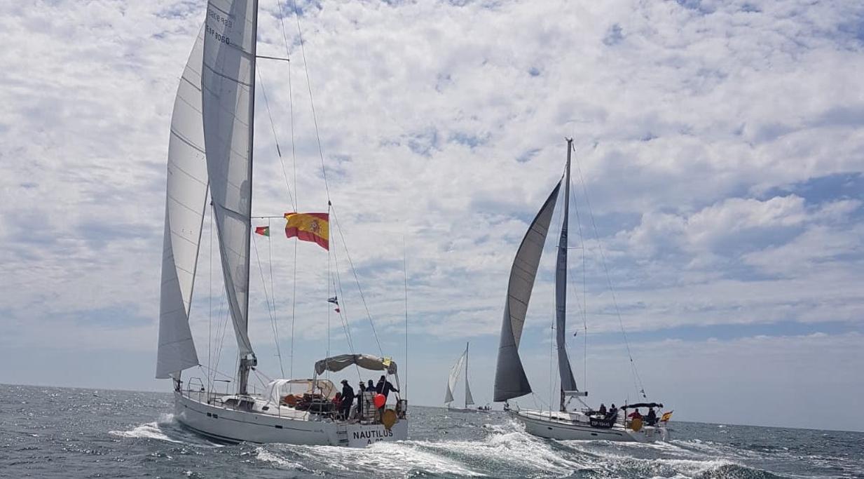La flota de la Discoveries Race deja Viana do Castelo y navega hacia Cascais