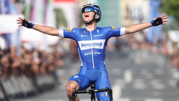 Evenepoel hace historia en la Clásica de San Sebastián