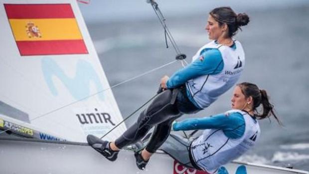 Silvia Mas y Patricia Cantero lideran el Mundial de 470