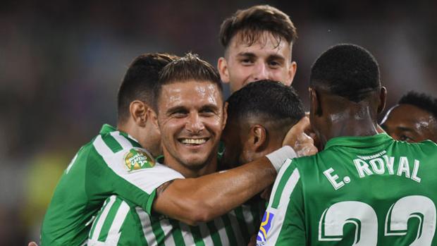 Un Betis sin afinar pero más competitivo vence gracias a Fekir (1-0)