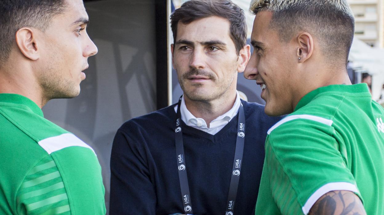 Casillas, antes de un partido del Oporto contra el Betis
