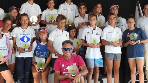 Miguel Campos, en Optimist y Alfonso Moreno. en Laser 4.7, ganadores en El Puerto de Santa María