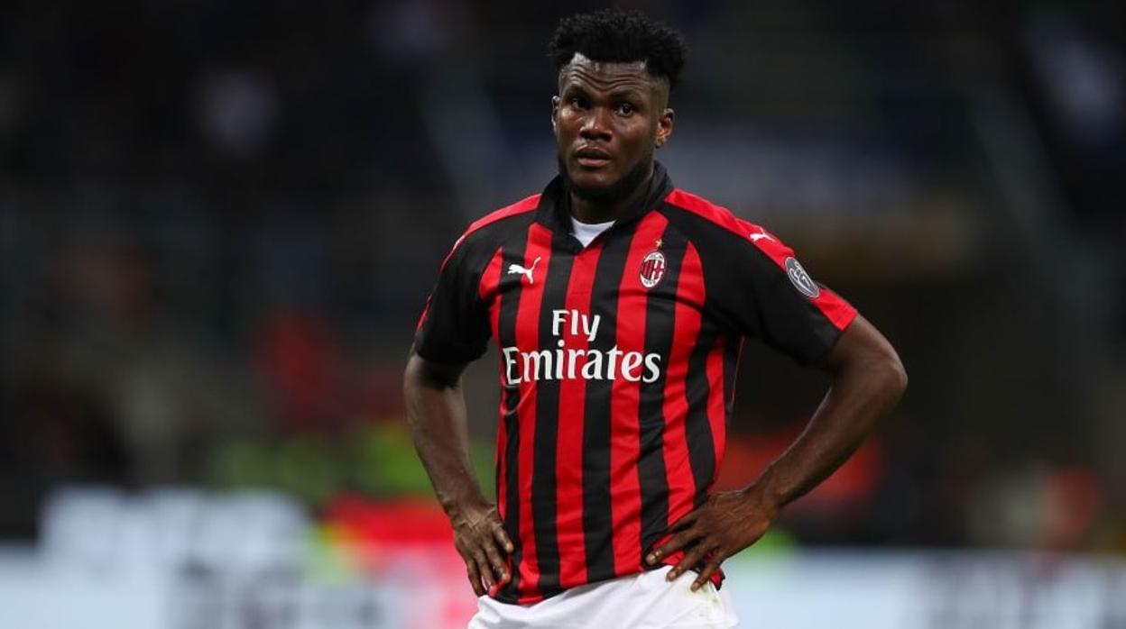 Franck Kessie, marfileño del Milán, el último jugador víctima de gritos racistas en Italia