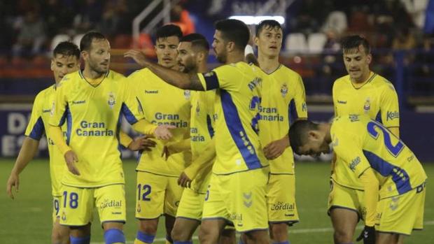 Un penalti da la victoria a Las Palmas