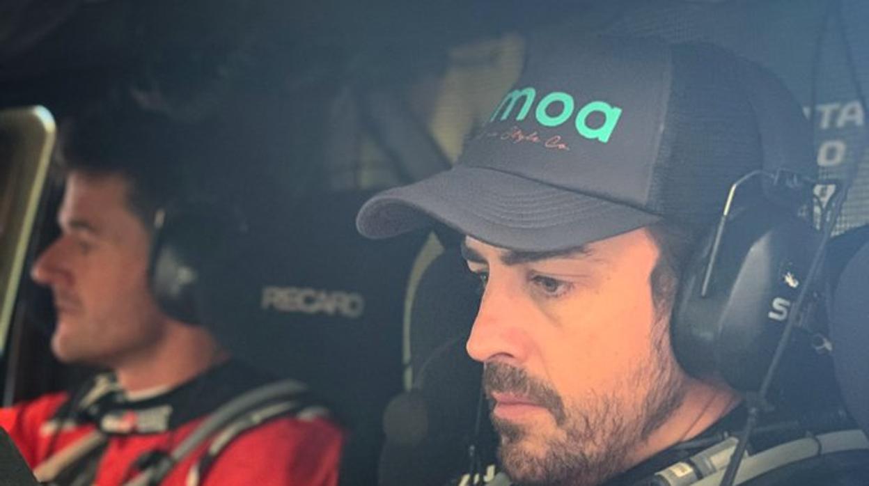 El desafío de Fernando Alonso a Carlos Sainz y otros reyes del Dakar en Marruecos