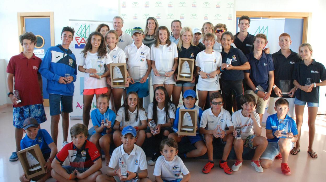 Roberto Aguilar, Carmen Martín-Prat, Sara Díaz y Leo D’Angelo, ganadores del Trofeo de la Hispanidad