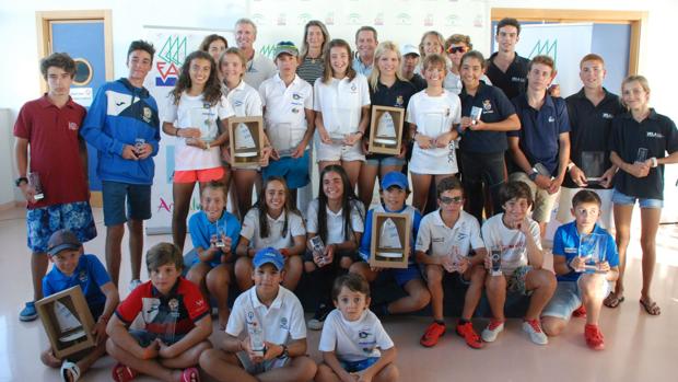 Roberto Aguilar, Carmen Martín-Prat, Sara Díaz y Leo D’Angelo, ganadores del Trofeo de la Hispanidad