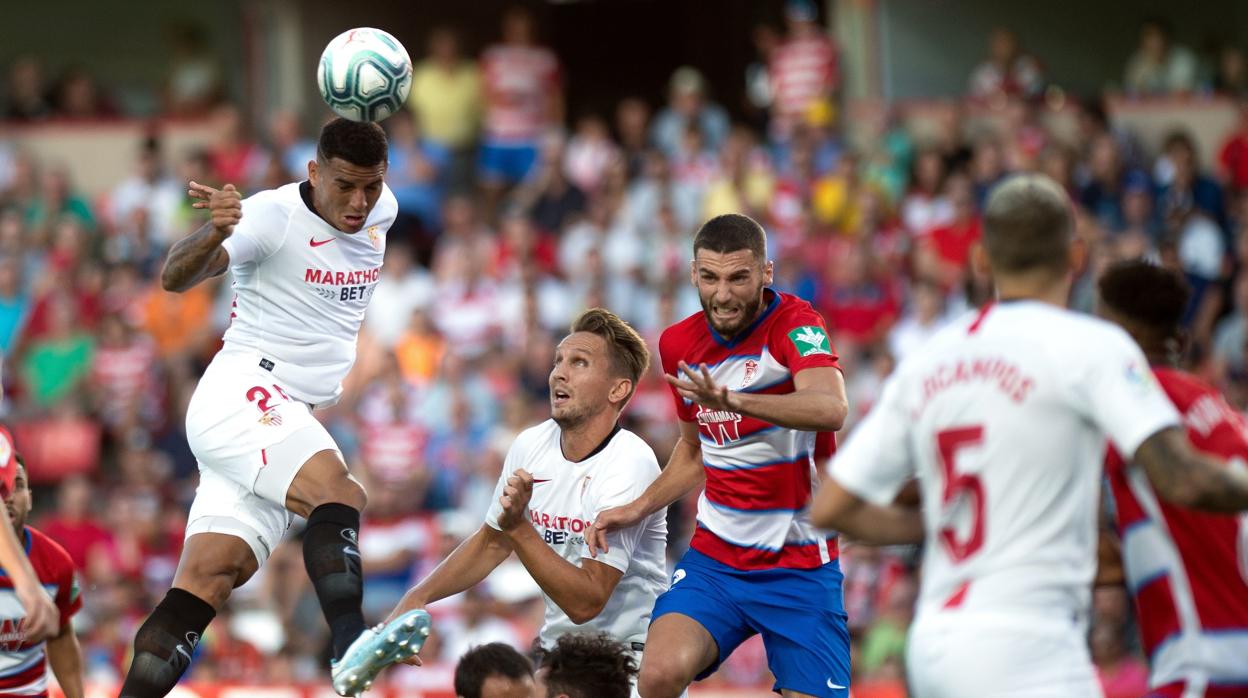 La sorprendente prohibición del Sevilla a uno de sus futbolistas