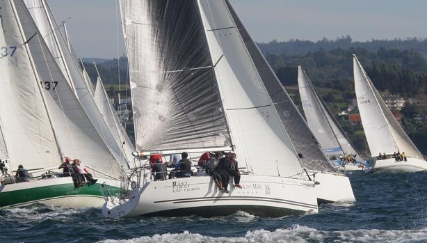 «Mirfak», de la Armada Española, ganador del Terras Gauda