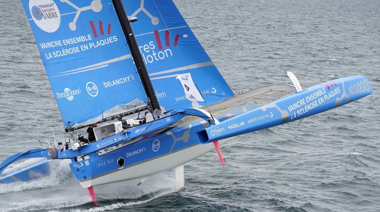 Los Multi 50 tiran de la flota Transat Jacques Vabre por el Canal de La Mancha