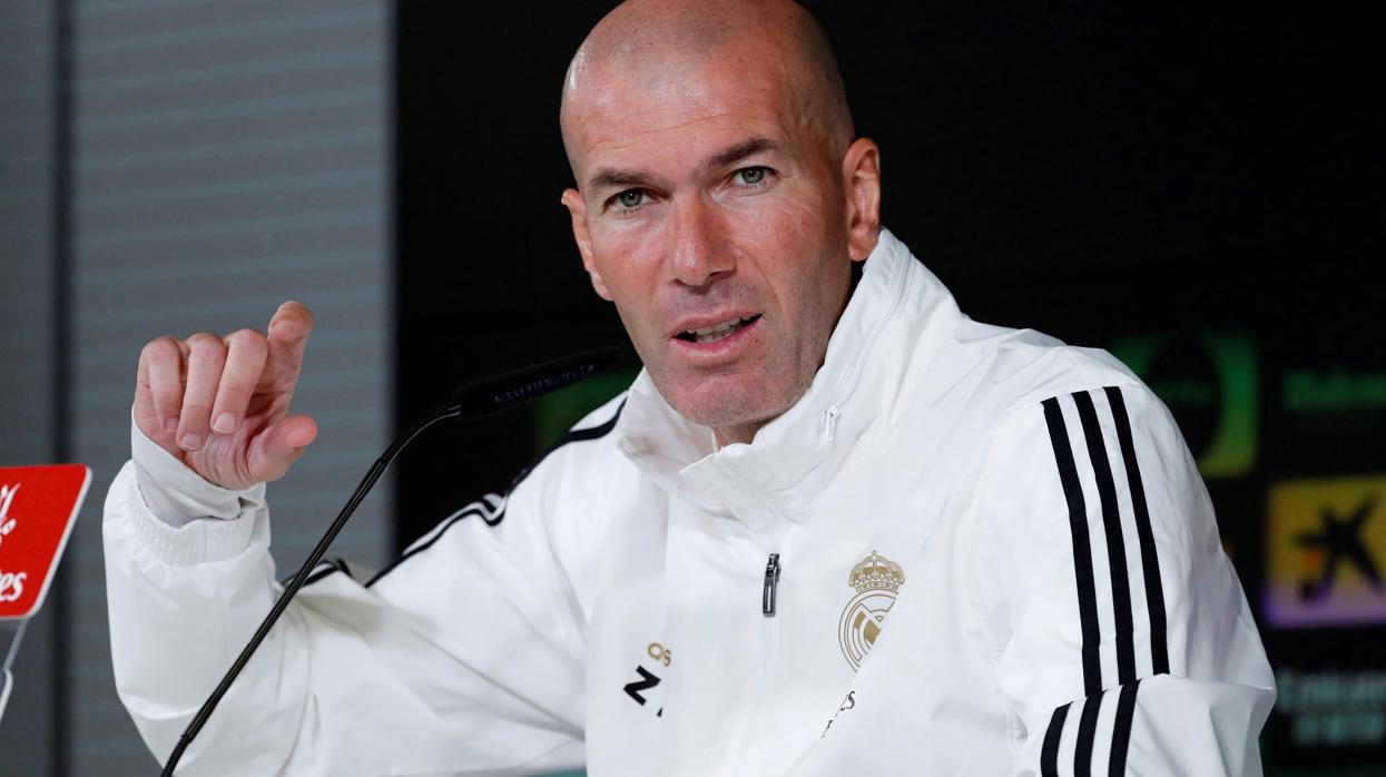 Zidane niega su mala relación con Bale