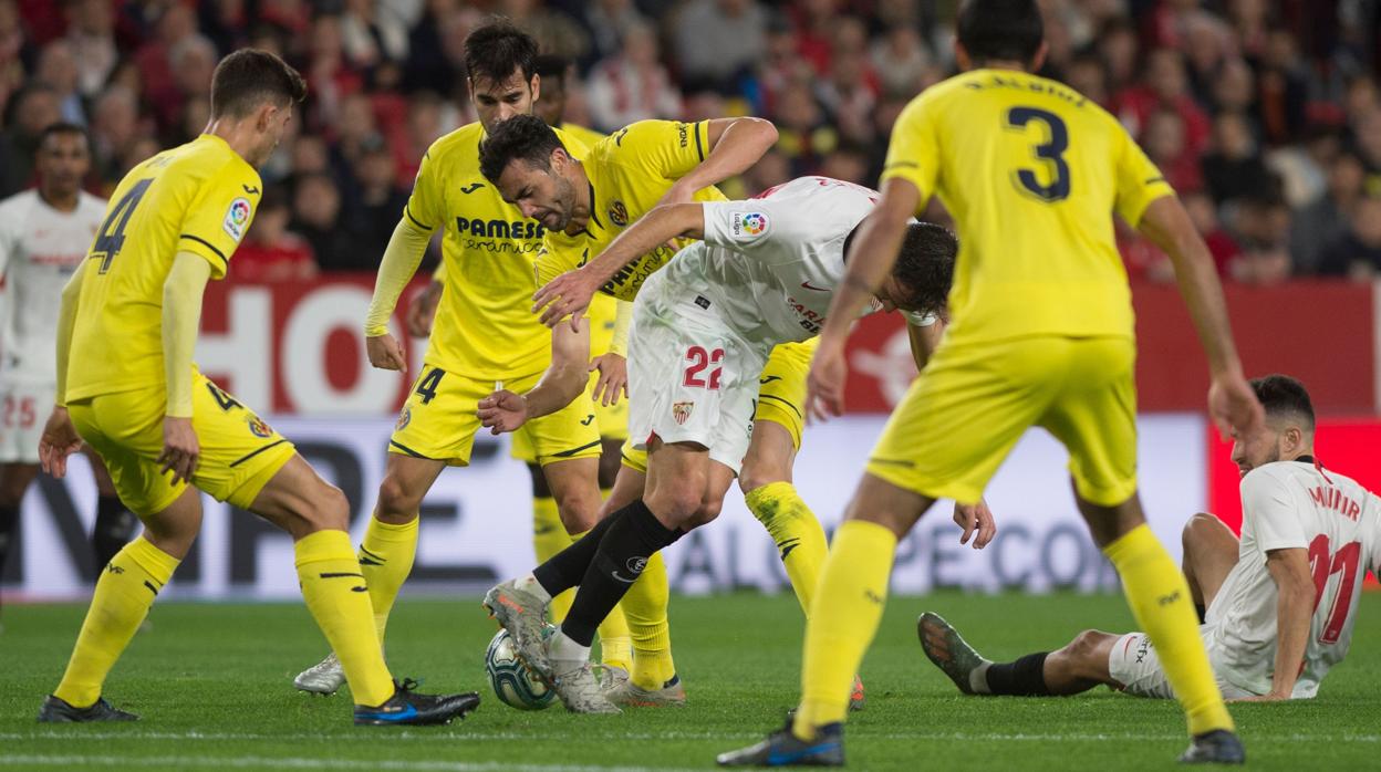 El Villarreal se da un respiro y frena en seco al Sevilla