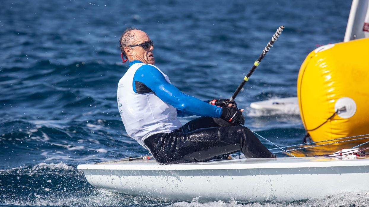 José Luis Doreste y Mónica Azón, líderes provisionales de Nacional Laser Master