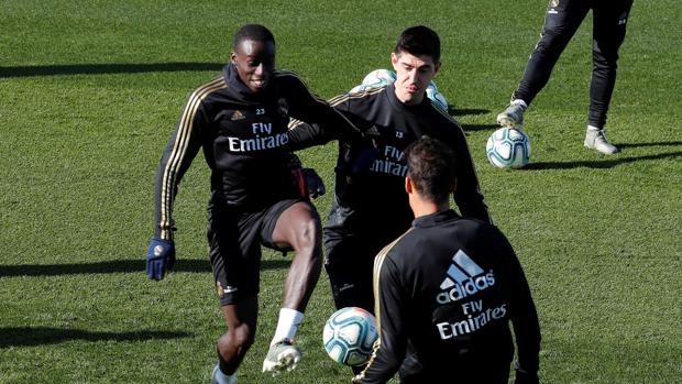 Vinicius vuelve a la lista en el partido trampa